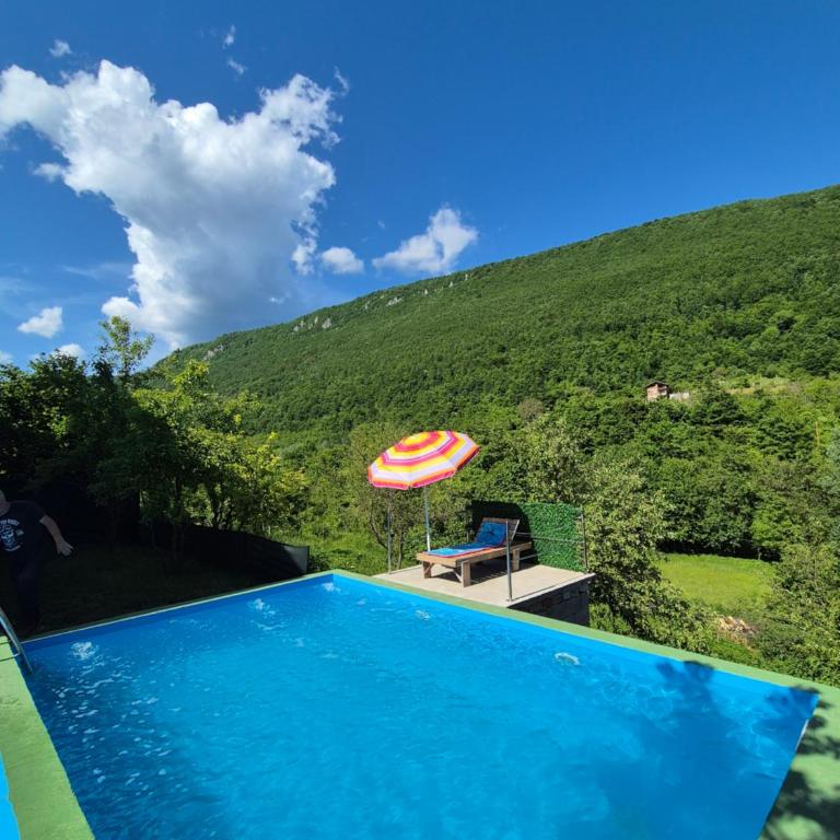 Kuća za odmor RAJ - Two-Bedroom House - 1