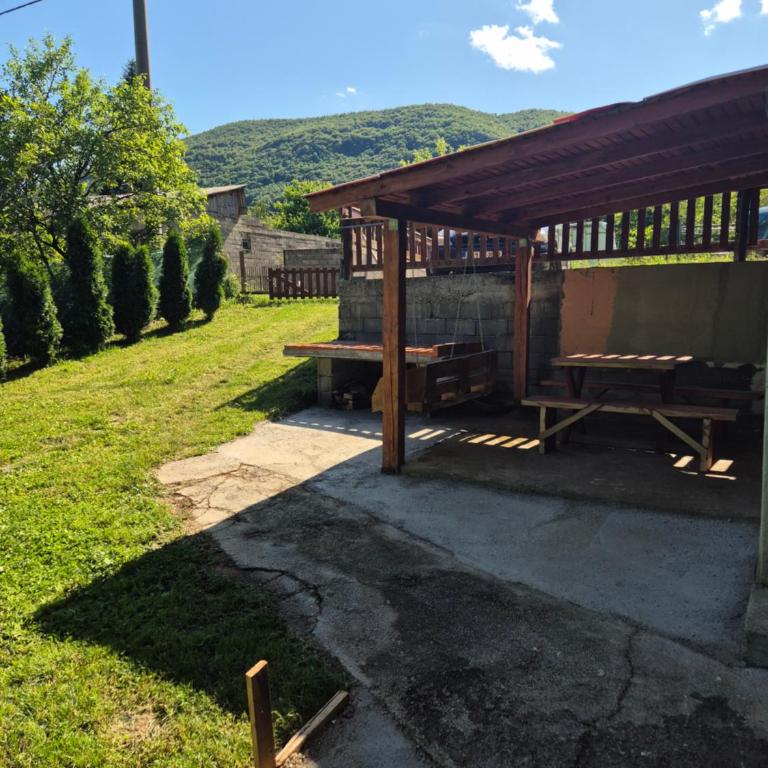 Kuća za odmor RAJ - Two-Bedroom House - 20