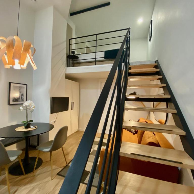 Duplex City of Arts & Science - One-Bedroom Apartment - 11