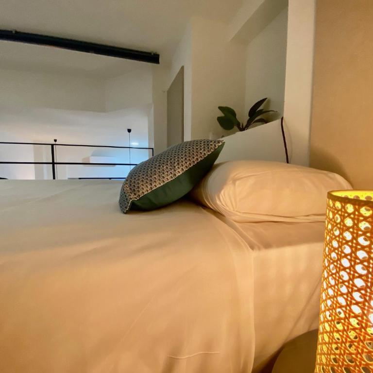 Duplex City of Arts & Science - One-Bedroom Apartment - 5