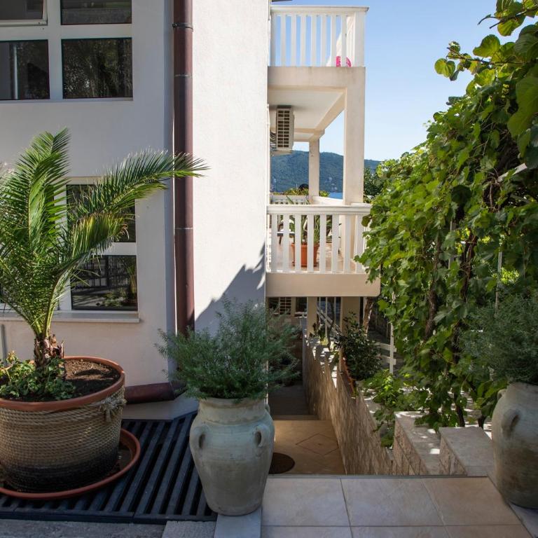 Vila Midami - Herceg Novi Savina - Double Room with Garden View - 6