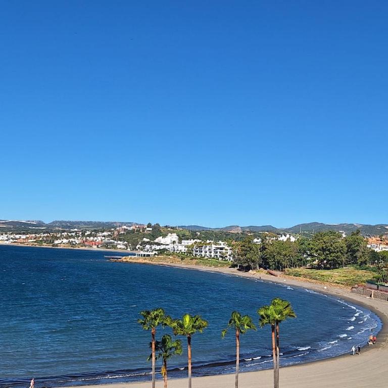 Estepona Port Apartment - Sea Views, Sleeps 6 - Two-Bedroom Apartment - 14