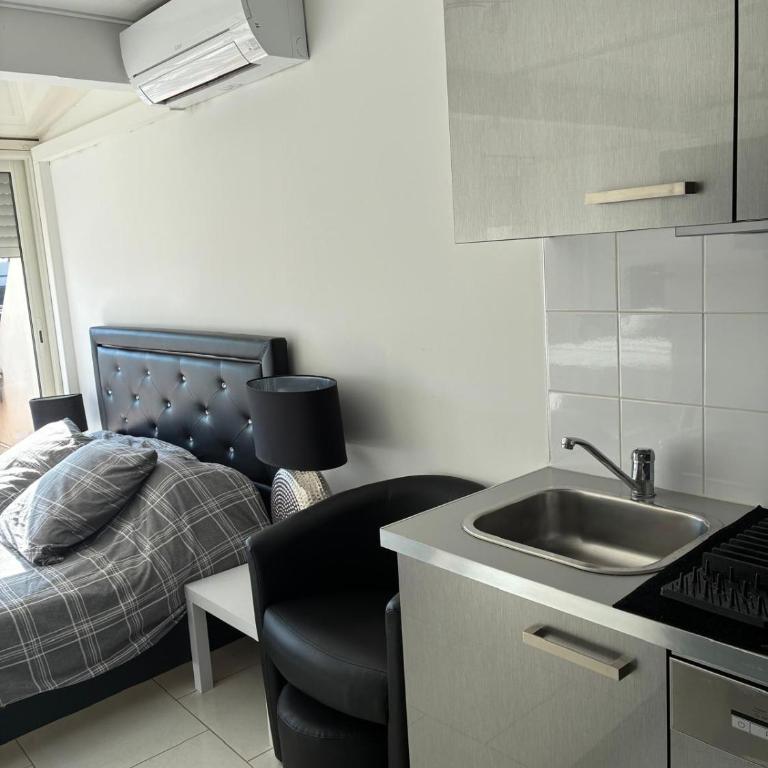 Naturiste Cap d'Agde Héliopolis F 4 - Studio - 6