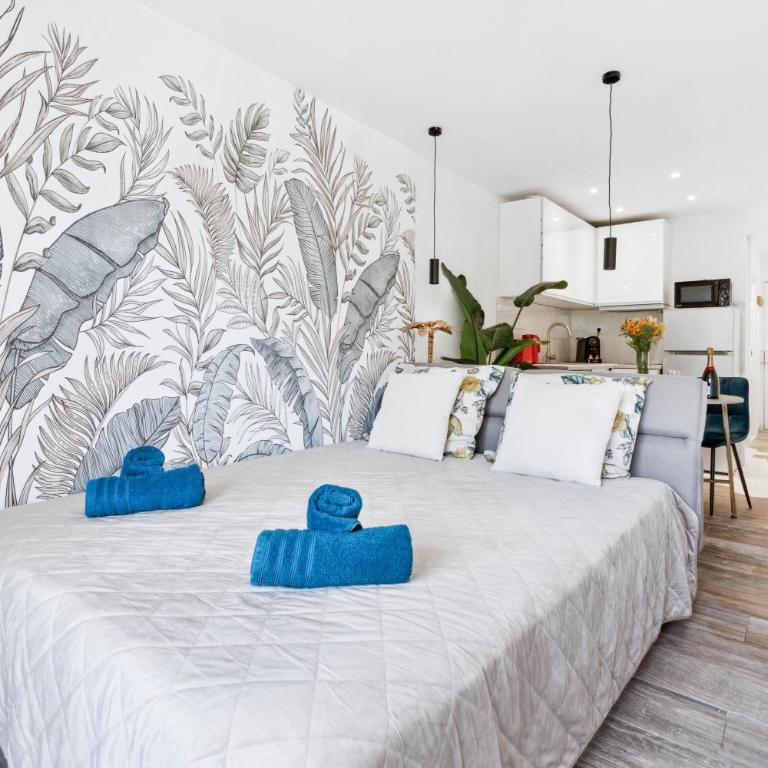 Studio moderne avec Balcon - Plage et tramway a proximité - Appartement 1 Chambre - 1