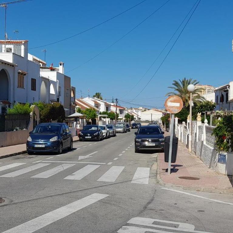 Apartment Los Locos Beach with Balcony and Wi-Fi - One-Bedroom Apartment - 46