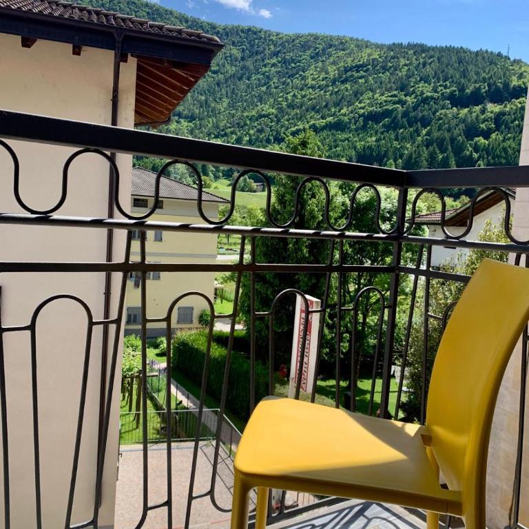 Hotel Alla Perla - Camera Matrimoniale con Balcone - 25