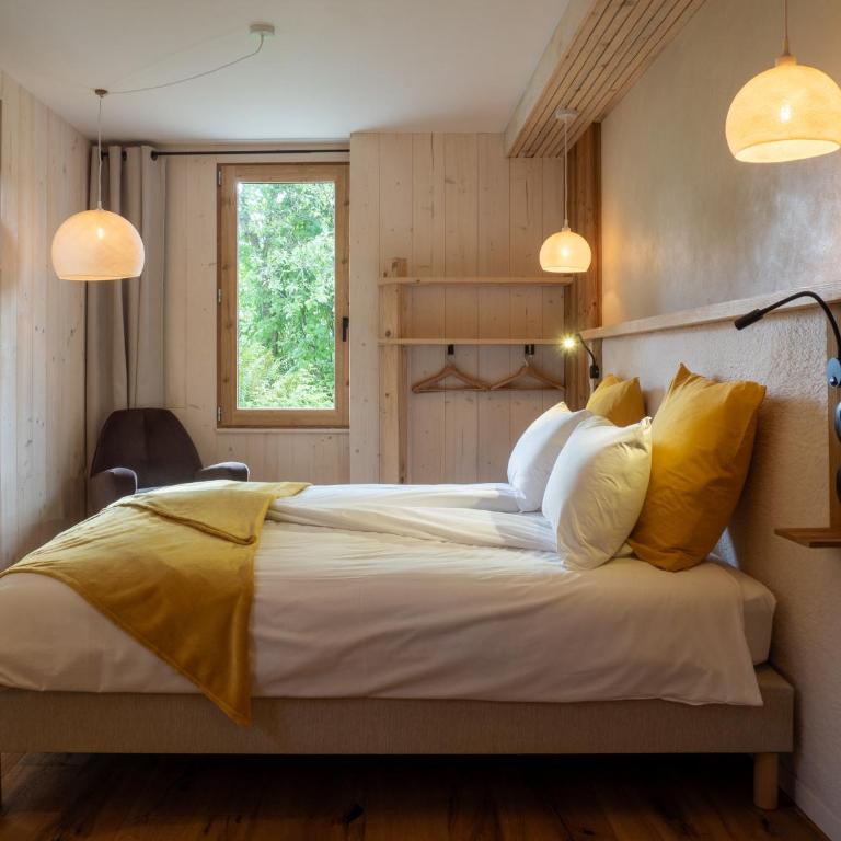 Domaine Les 4 Vents, élégant gîte privé 4 suites vue montagne pour 2 à 8 personnes au cœur de 12 hectares de nature - Maison 4 Chambres - 3