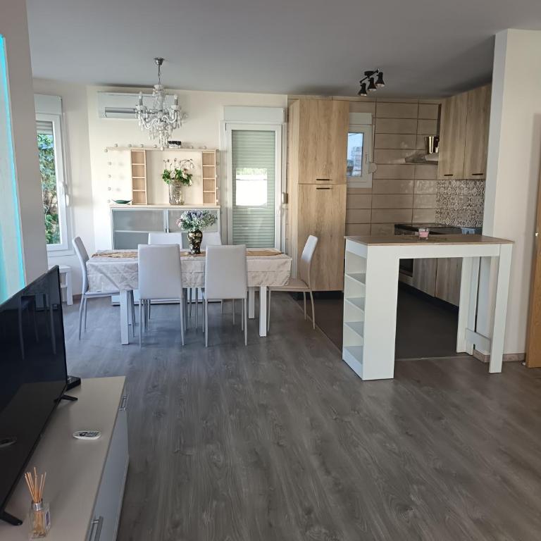 Vikendica Top House - Kuća sa 2 Spavaće Sobe - 9