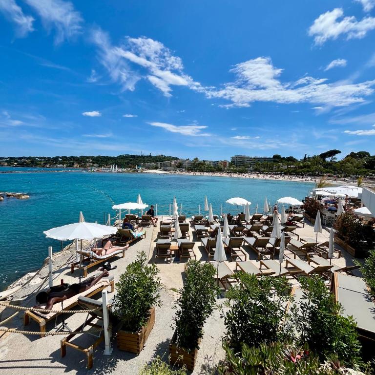 Studio Standing 100m de la mer avec balcon Fort Dauphin - Apartment mit 1 Schlafzimmer - 25