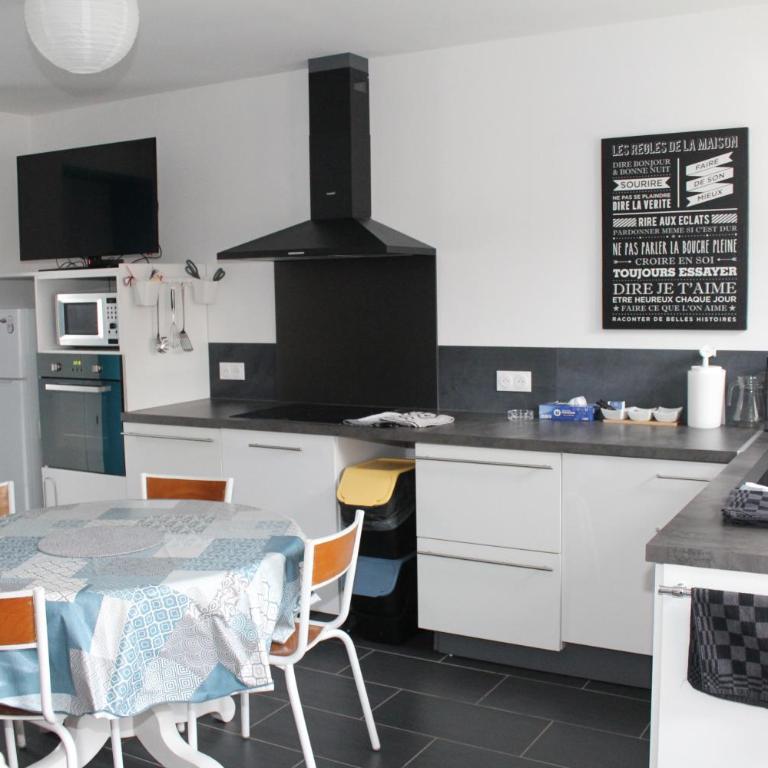 Maison 6 pers terrasse et plage à 3km - Maison 3 Chambres - 6
