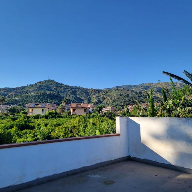 Etna view Villa Letizia a Taormina - Three-Bedroom House - 78