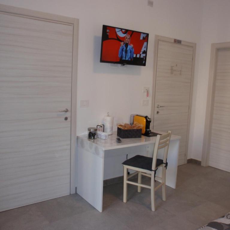 Seunis rooms - Camera Quadrupla con Bagno Privato - 10