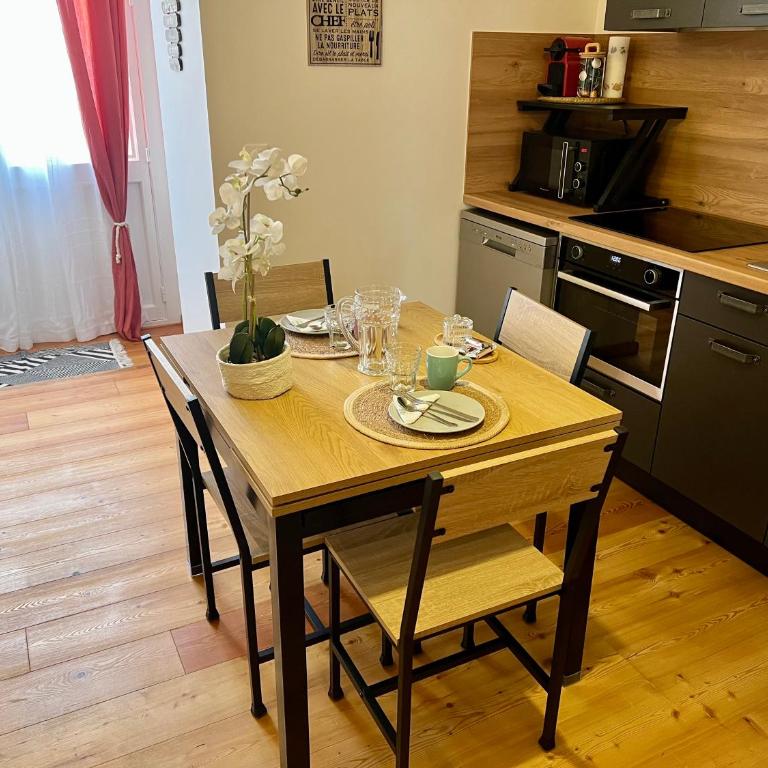 Villa Anita -centre ville -parking privé -wifi - Apartment mit 1 Schlafzimmer - 5