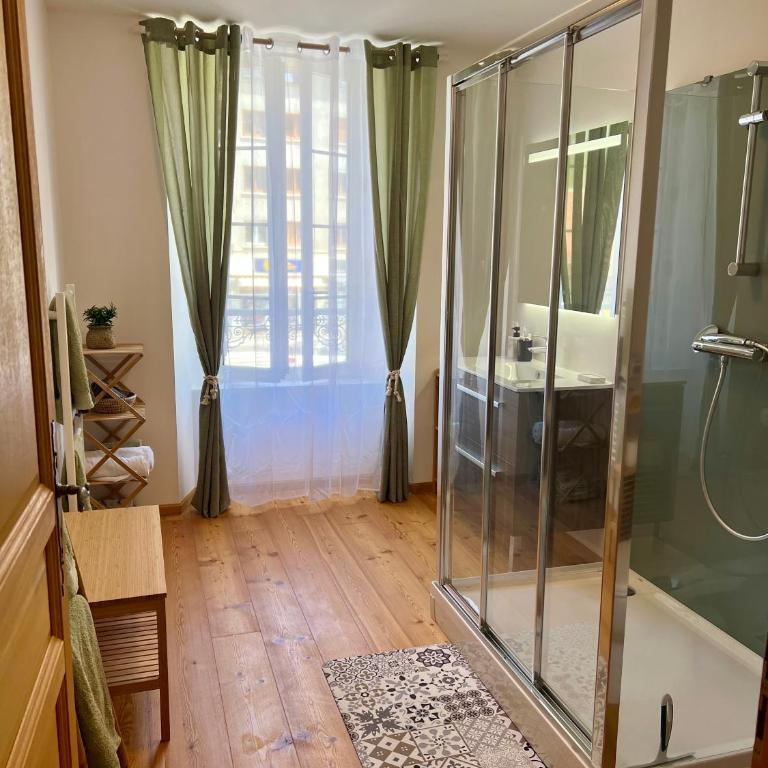 Villa Anita -centre ville -parking privé -wifi - Apartment mit 1 Schlafzimmer - 25