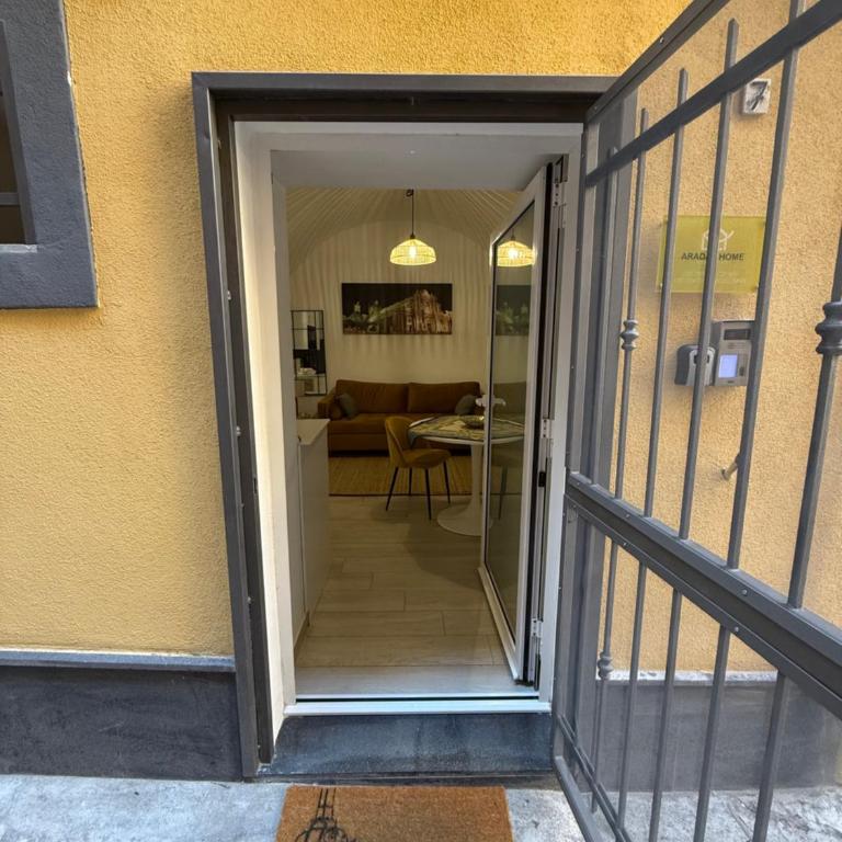 Aradas Home l Relax and Comfort in Catania Historical Centre - One-Bedroom House - 3