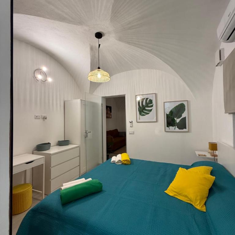 Aradas Home l Relax and Comfort in Catania Historical Centre - One-Bedroom House - 16