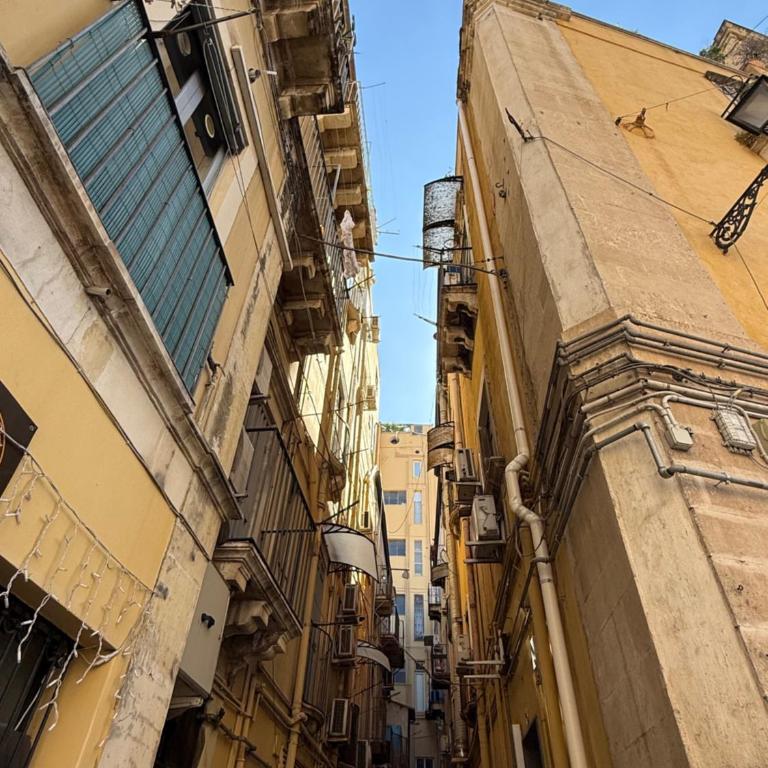 Aradas Home l Relax and Comfort in Catania Historical Centre - One-Bedroom House - 23