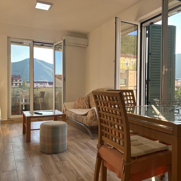 Green square apartment Budva - Apartman sa 1 Spavaćom Sobom - 1