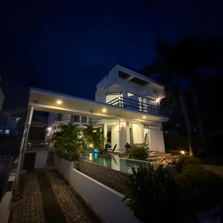 Casa Quinta Mediterránea Melgar Tolima - Four-Bedroom House - 13