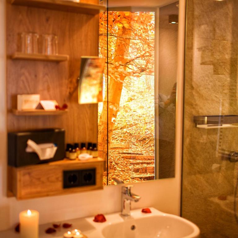 Mountain Design Hotel Eden Selva - Camera Premium Matrimoniale/Doppia con Letti Singoli - 1