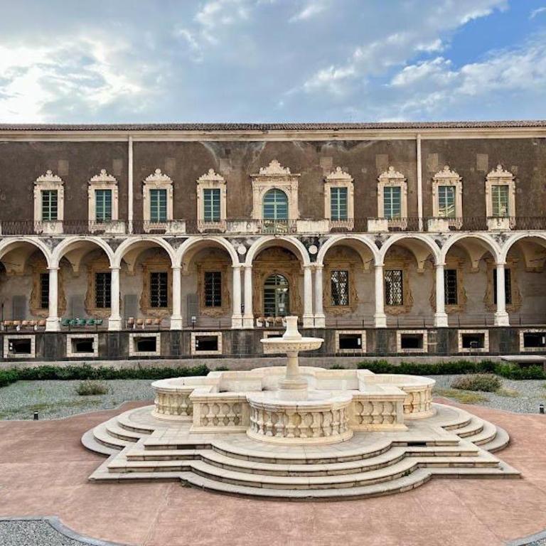 Aradas Home l Relax and Comfort in Catania Historical Centre - One-Bedroom House - 47