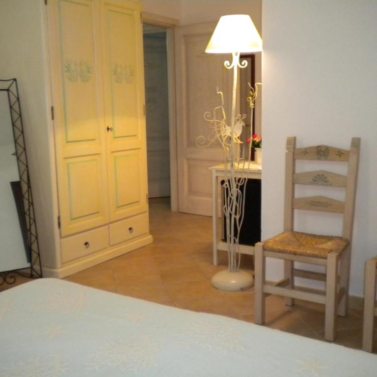 Bed & Breakfast Mare Isole - Camera Tripla Deluxe - 5