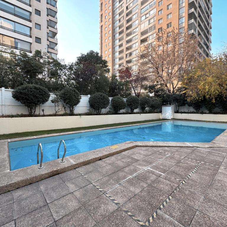 2 habitaciones I Las Condes I Estacionamiento I Piscina I Vista espectacular Costanera I Metro Colón - Apartamento de 2 dormitorios - 19