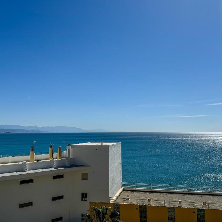 Studio in Playamar near Beach & Promenade - Apartment - 20