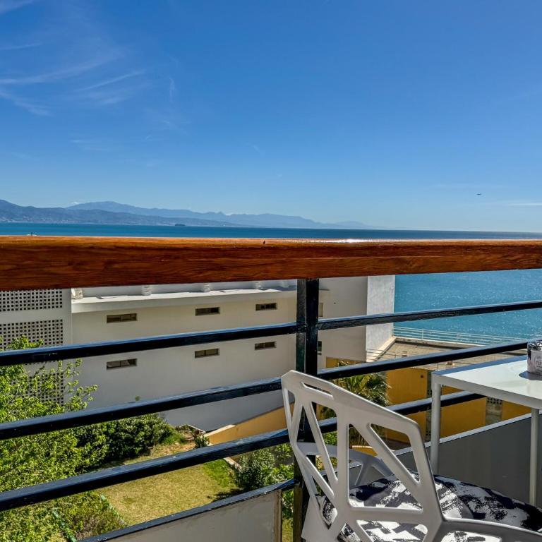 Studio in Playamar near Beach & Promenade - Apartment - 16