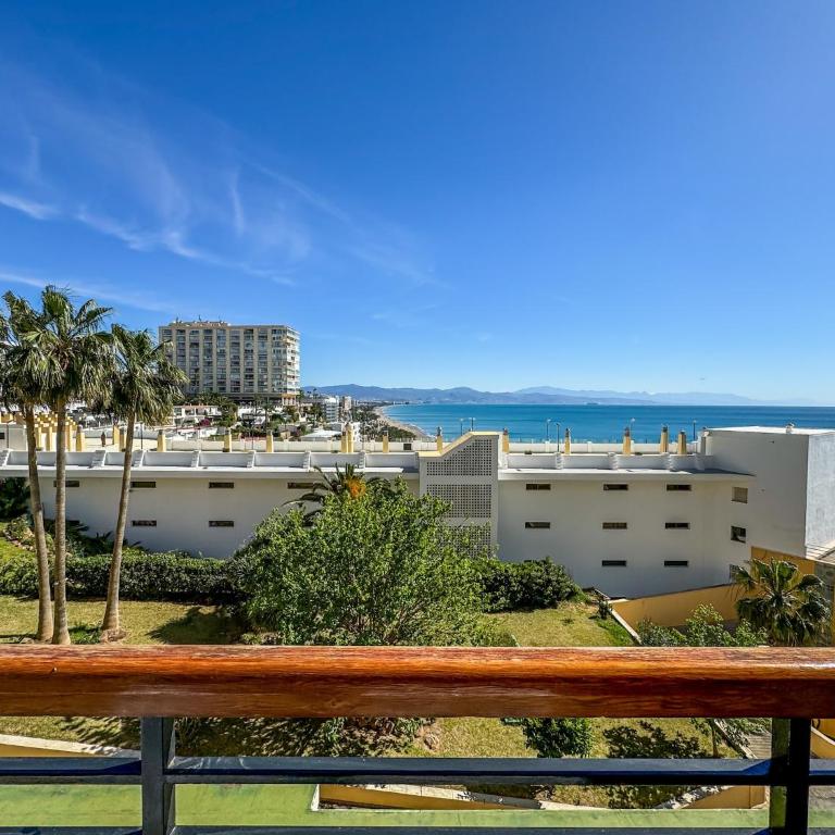 Studio in Playamar near Beach & Promenade - Apartment - 19