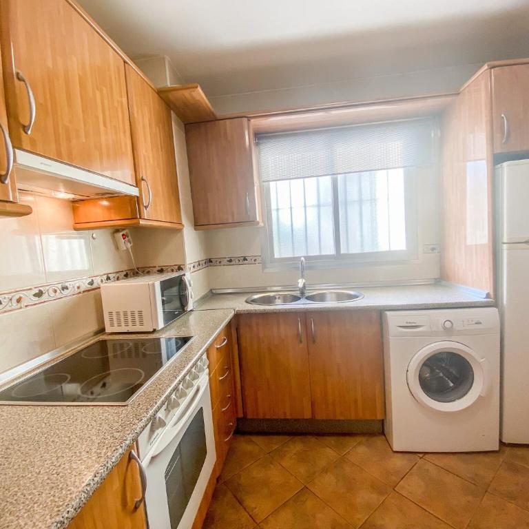 Apartment in Benalmádena with Sea Views - Apartamento de 3 dormitorios - 4