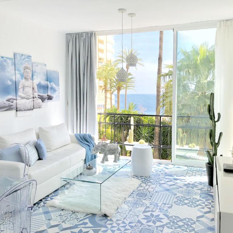Apartment in Torremolinos with Beach Lift - Apartamento de 1 dormitorio - 2