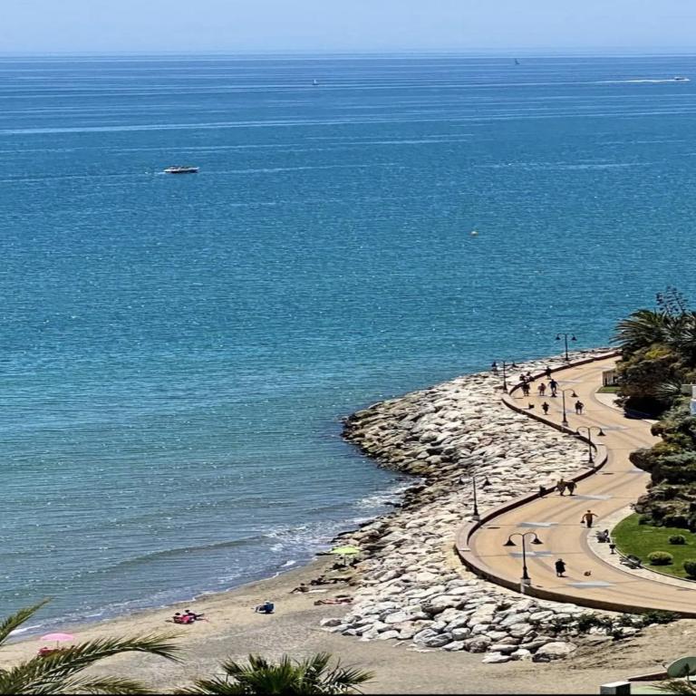 Holiday Home in Torremolinos by Carihuela Beach - Apartment mit 1 Schlafzimmer - 32
