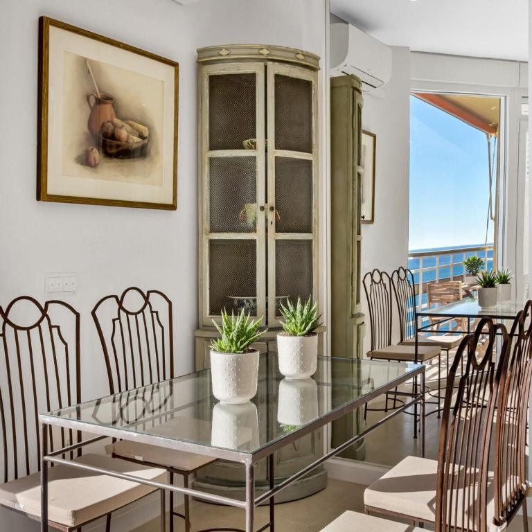 Apartment in Torremolinos by Bajondillo Beach - Apartment mit 2 Schlafzimmern - 2