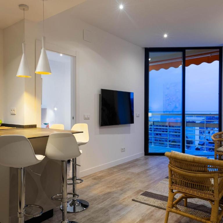 Apartment in Torremolinos by Bajondillo Beach - Apartment mit 1 Schlafzimmer - 2