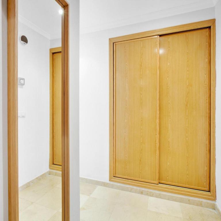 Apartment in Torremolinos by Bajondillo Beach - Appartamento con 1 Camera da Letto - 10