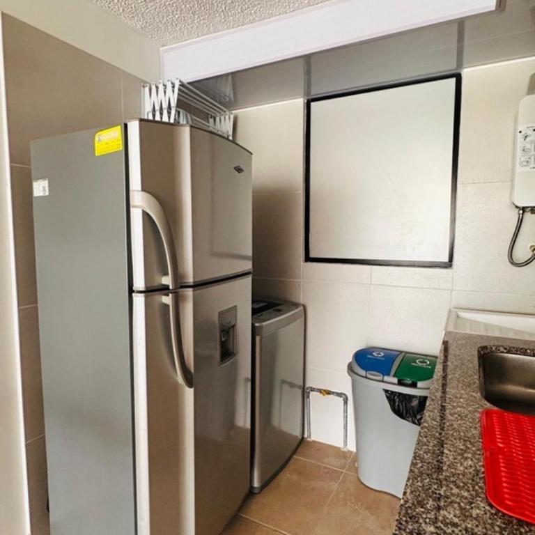 Apto 3 hab, junto al Centro Comercial Avenida, Piso 8 con ascensor - Apartamento de 3 dormitorios - 7