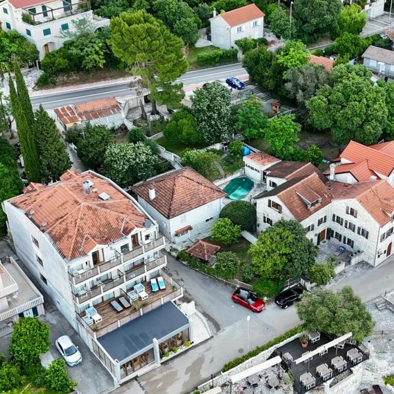 Lemon tree villa - Four-Bedroom House - 13