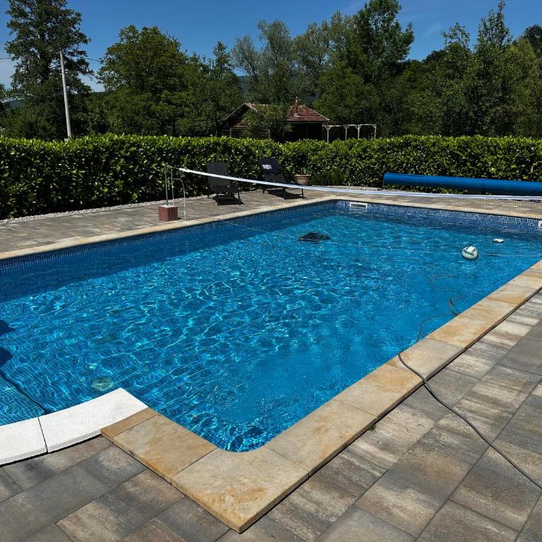 Oasis of peace - Three-Bedroom House - 12