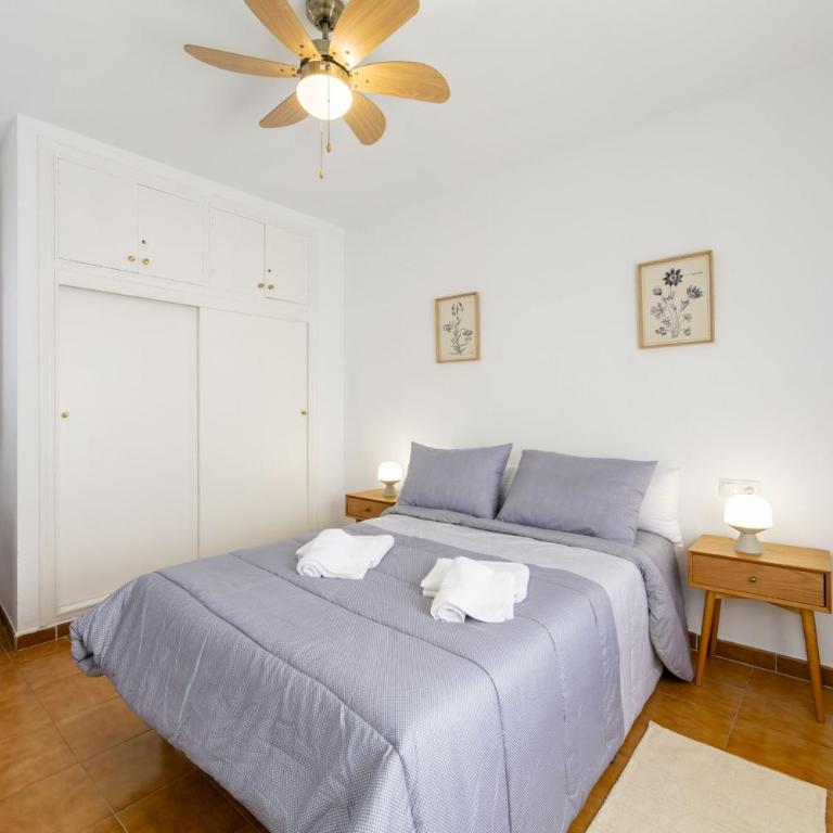 AlmeriaSuite Playa Serena Roquetas - Two-Bedroom Apartment with Terrace - 5