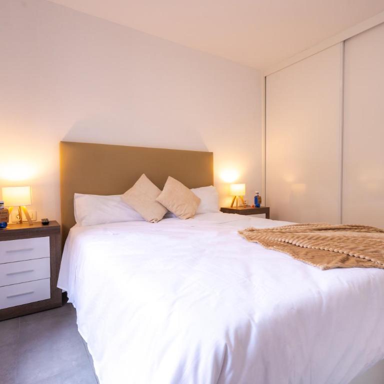 INEIKA- Modern Apartment with Pool View Terrace - Apartment with Pool View - 12
