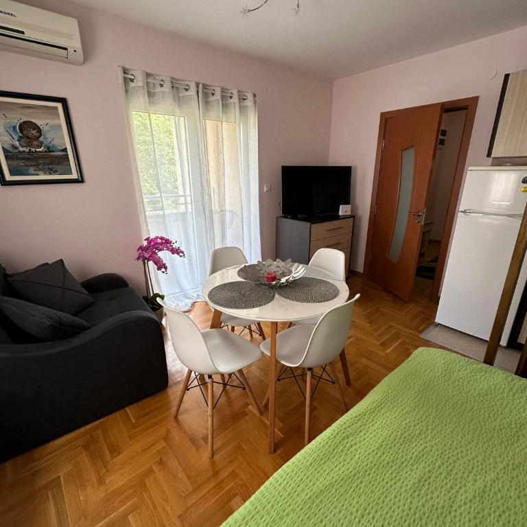 EDEM Apartment - Apartman sa 1 Spavaćom Sobom - 3
