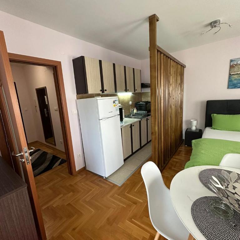 EDEM Apartment - Apartman sa 1 Spavaćom Sobom - 2