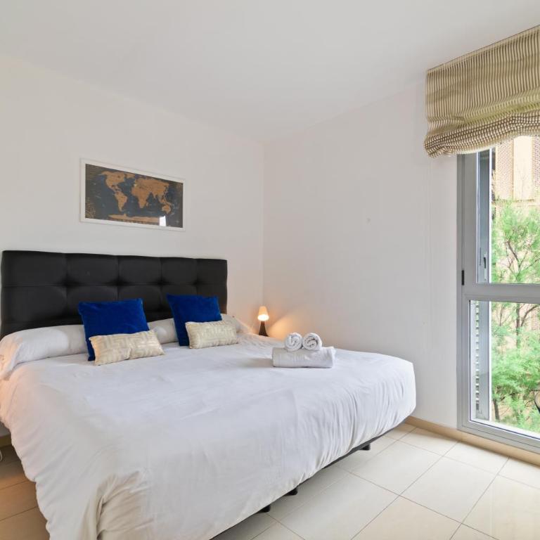 Fira Suites - Habitaciones privadas en Apartamento compartido - Habitación Doble con baño privado - 3