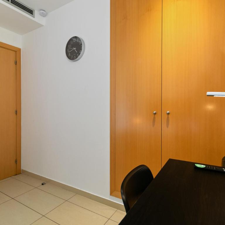 Fira Suites - Habitaciones privadas en Apartamento compartido - Habitación con cama grande - 6