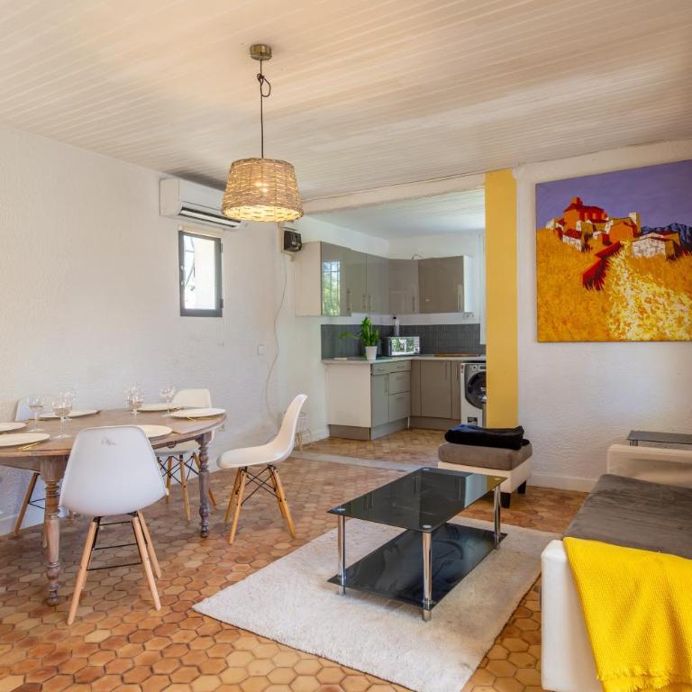 La Colombette - climatisée avec piscine - Two-Bedroom Apartment - 8