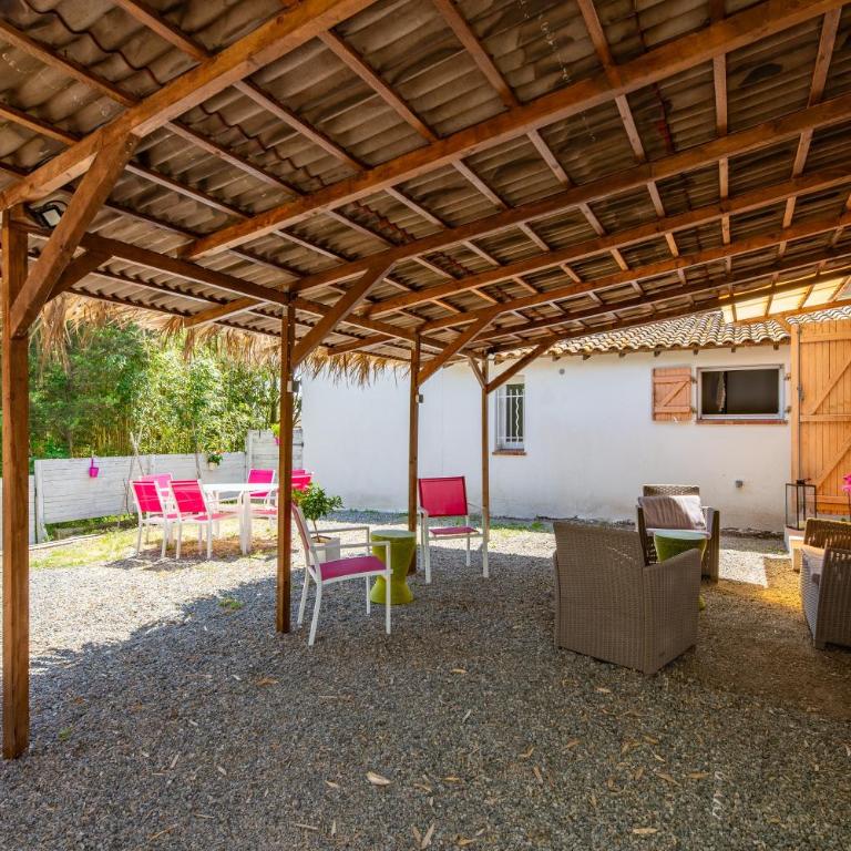 La Colombette - climatisée avec piscine - Two-Bedroom Apartment - 12