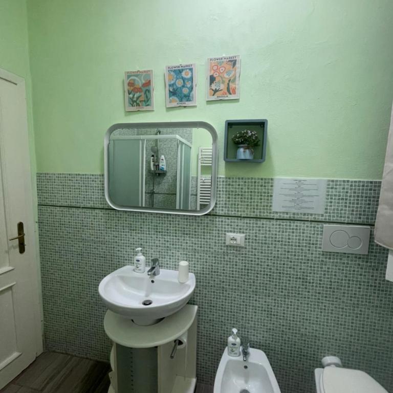 La Casa dei Fiori - Two-Bedroom Apartment - 34