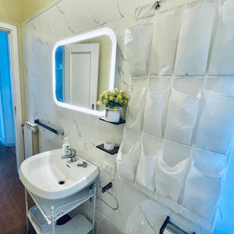 La Casa dei Fiori - Two-Bedroom Apartment - 28