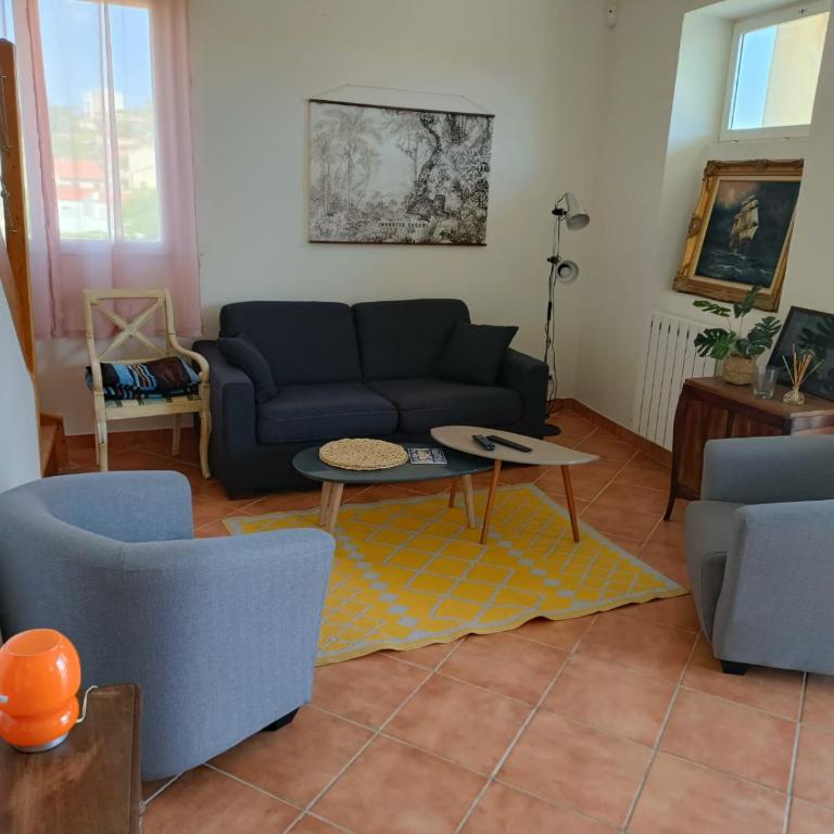 Maison individuelle vue sur le massif de l'étoile - Appartement - 19